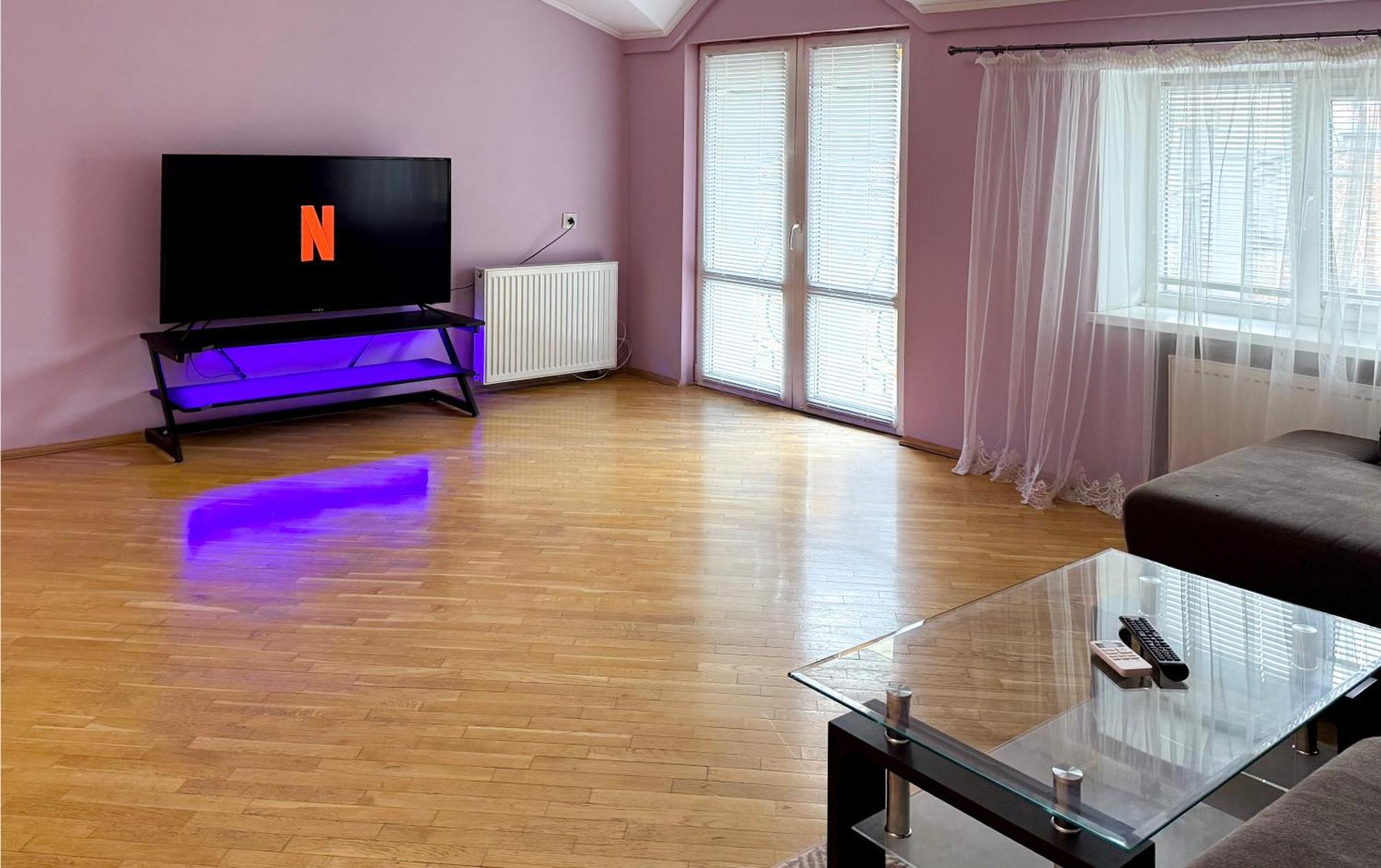Grand Apartments On Rynok Square Lviv Luaran gambar