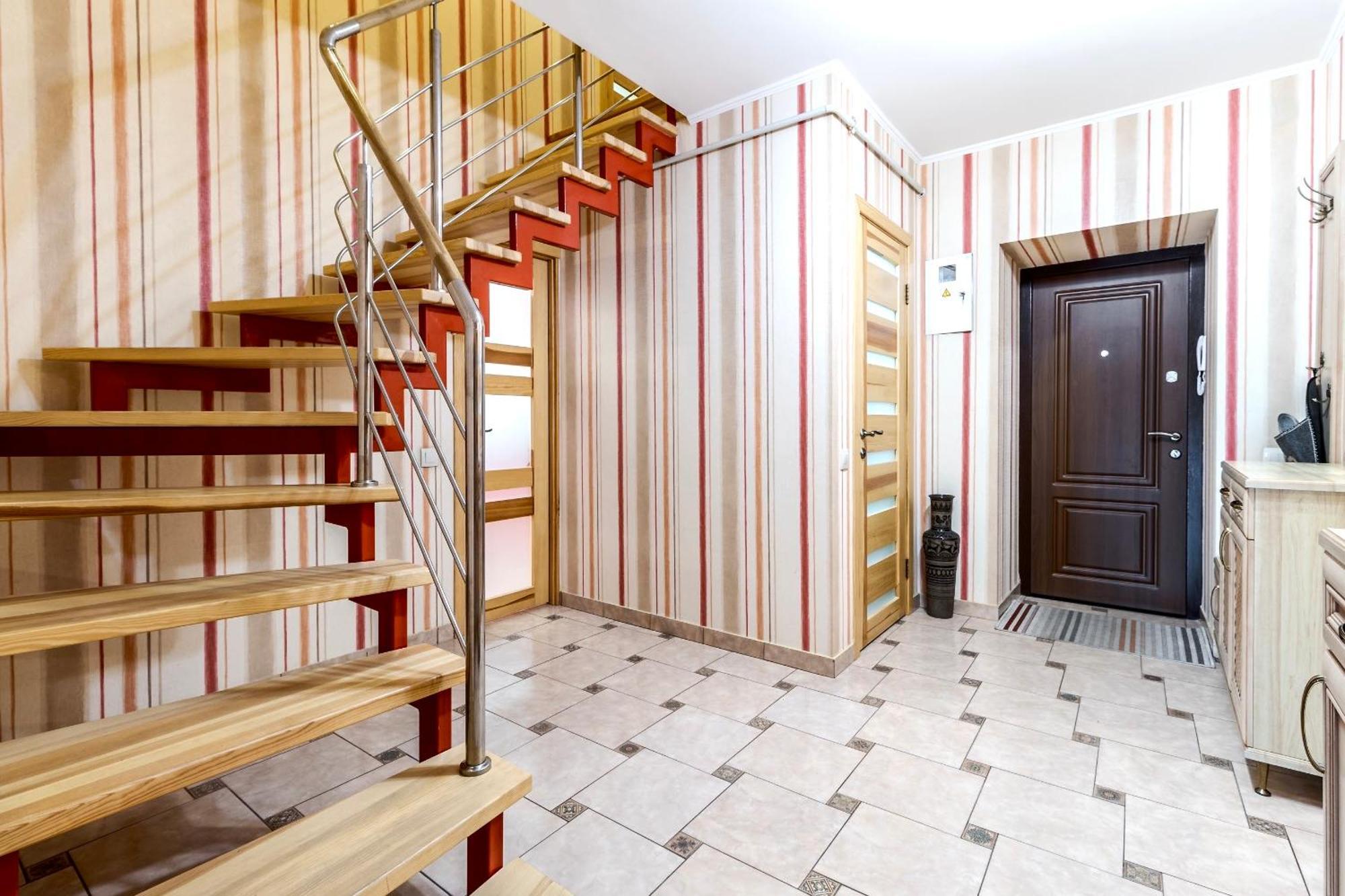 Grand Apartments On Rynok Square Lviv Luaran gambar