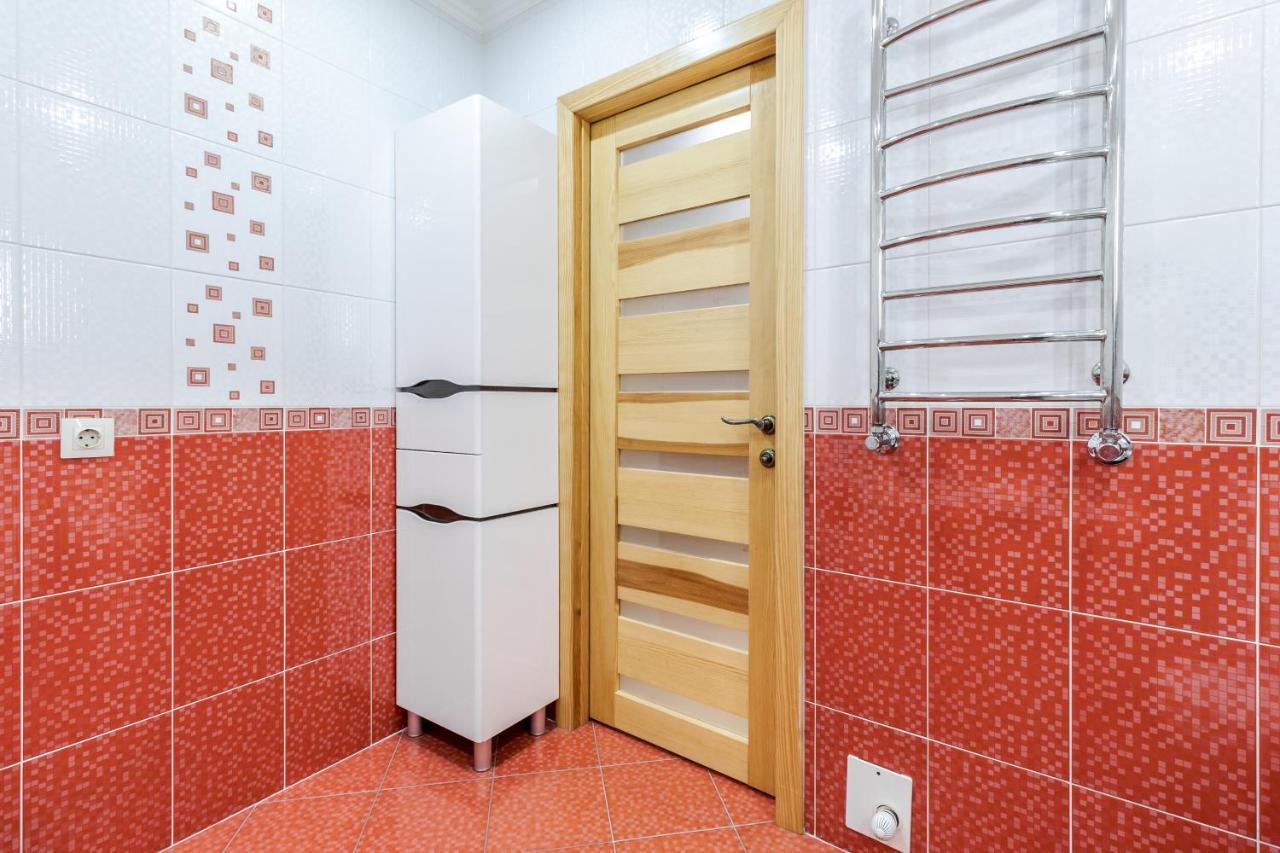 Grand Apartments On Rynok Square Lviv Luaran gambar