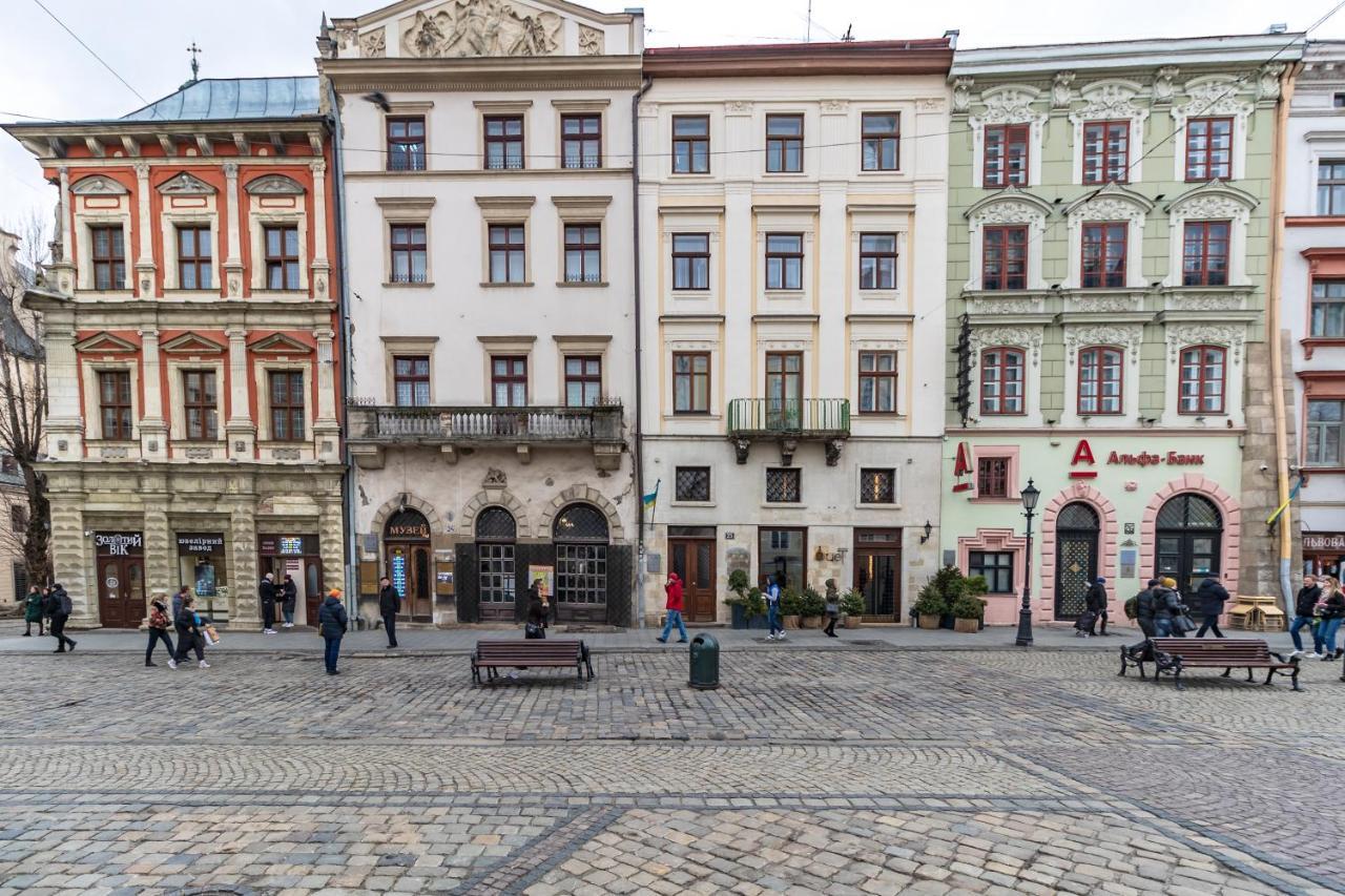 Grand Apartments On Rynok Square Lviv Luaran gambar